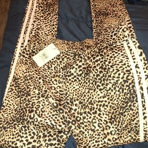 Woman's Fleece Lined Leopard Print  Leggings New Large/XL Super Soft. Lida Brand